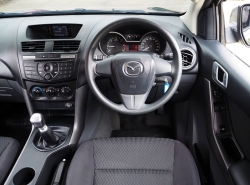 รถมือสอง MAZDA BT-50 PRO ปี 2015 สีดำ