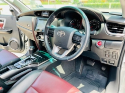 รถมือสอง TOYOTA FORTUNER ปี 2016 สีขาว
