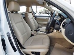 รถมือสอง BMW X X1 ปี 2013 สีขาว