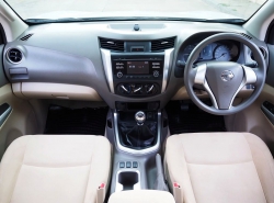 รถมือสอง NISSAN FRONTIER NAVARA ปี 2017 สีเทา