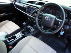 รถมือสอง TOYOTA HILUX REVO ปี 2017 สีขาว