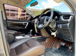 รถมือสอง TOYOTA FORTUNER ปี 2019 สีดำ