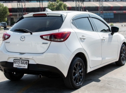 รถมือสอง MAZDA 2 ปี 2017 สีขาว