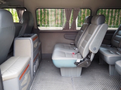 รถมือสอง NISSAN URVAN ปี 2011 สีบรอนซ์