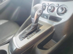 รถมือสอง FORD FOCUS ปี 2013 สีเทา