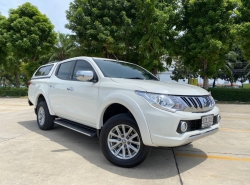 MITSUBISHI TRITON ปี 2015