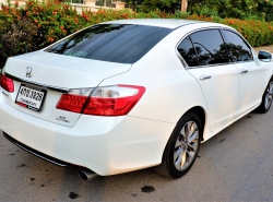 รถมือสอง HONDA ACCORD ปี 2015 สีขาว