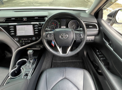 รถมือสอง TOYOTA CAMRY ปี 2022 สีขาว
