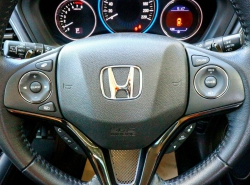 รถมือสอง HONDA HR-V ปี 2015 สีขาว