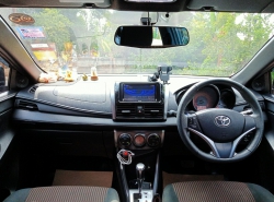 รถมือสอง TOYOTA YARIS ปี 2017 สีเทา