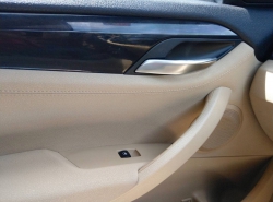 รถมือสอง BMW X X1 ปี 2012 สีน้ำตาล