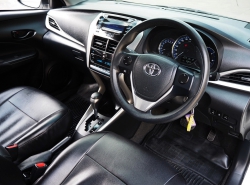 รถมือสอง TOYOTA YARIS ปี 2017 สีขาว