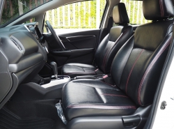 รถมือสอง HONDA JAZZ ปี 2015 สีขาว