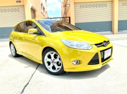 รถมือสอง FORD FOCUS ปี 2013  สีเหลือง
