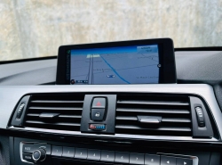 รถมือสอง BMW 3 SERIES 320D ปี 2016 สีดำ