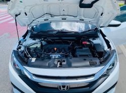 รถมือสอง HONDA CIVIC ปี 2018 สีขาว