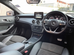 รถมือสอง MERCEDES-BENZ GLA-CLASS GLA250 ปี 2016 สีขาว