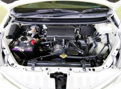 รถมือสอง TOYOTA AVANZA ปี 2012 สีขาว