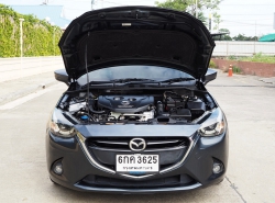รถมือสอง MAZDA 2 ปี 2017 สีบรอนซ์