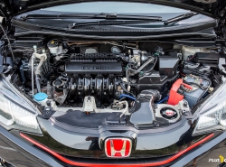 รถมือสอง HONDA JAZZ ปี 2015 สีดำ