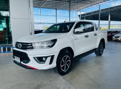 TOYOTA HILUX REVO ปี 2017