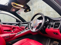 รถมือสอง PORSCHE PANAMERA ปี 2015 สีดำ