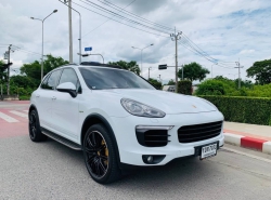 PORSCHE CAYENNE ปี 2017