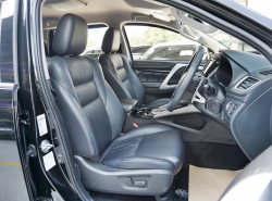 รถมือสอง MITSUBISHI PAJERO SPORT ปี 2016 สีดำ