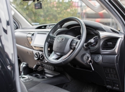 รถมือสอง TOYOTA HILUX REVO ปี 2018 สีดำ