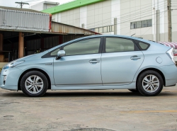 รถมือสอง TOYOTA PRIUS ปี 2011 สีเทา