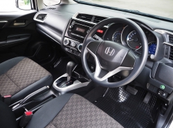 รถมือสอง HONDA JAZZ ปี 2016 สีขาว