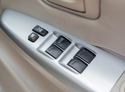 รถมือสอง TOYOTA HILUX VIGO ปี 2013 สีเทา