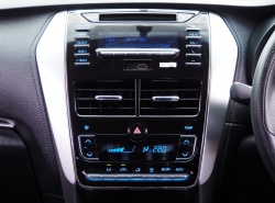 รถมือสอง TOYOTA YARIS ปี 2018 สีขาว