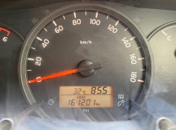 รถมือสอง TOYOTA HIACE ปี 2017 สีขาว