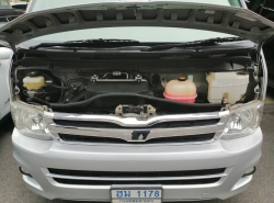 รถมือสอง TOYOTA HIACE ปี 2013 สีบรอนซ์