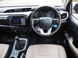 รถมือสอง TOYOTA HILUX REVO ปี 2016 สีเทา