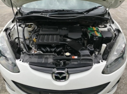 รถมือสอง MAZDA 2 ปี 2013 สีขาว