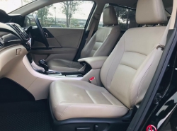 รถมือสอง HONDA ACCORD ปี 2017 สีดำ