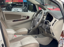 รถมือสอง TOYOTA INNOVA ปี 2014 สีเทา