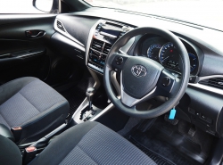 รถมือสอง TOYOTA YARIS ปี 2018 สีเทา