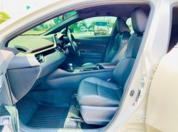 รถมือสอง TOYOTA CHR ปี 2019 สีขาว