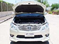 รถมือสอง TOYOTA INNOVA ปี 2012 สีบรอนซ์