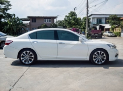รถมือสอง HONDA ACCORD ปี 2017 สีขาว