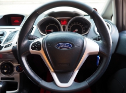 รถมือสอง FORD FIESTA ปี 2012 สีดำ