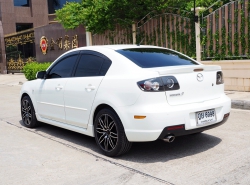 รถมือสอง MAZDA 3 ปี 2010 สีขาว