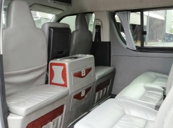 รถมือสอง TOYOTA HIACE ปี 2013 สีบรอนซ์