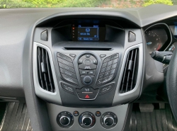 รถมือสอง FORD FOCUS ปี 2013 สีน้ำเงิน