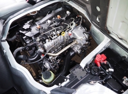 รถมือสอง TOYOTA HIACE ปี 2013 สีบรอนซ์