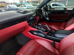 รถมือสอง PORSCHE CAYENNE ปี 2020 สีดำ