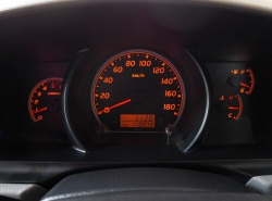 รถมือสอง TOYOTA HIACE ปี 2011 สีขาว